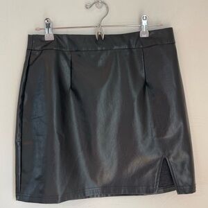 Lulus Black Vegan Leather Mini Skirt with Slit